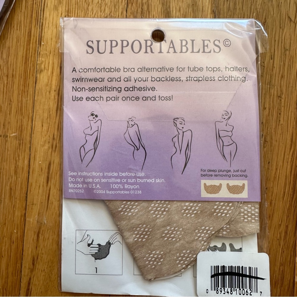 Adhesive Bra - Picture 3 of 3